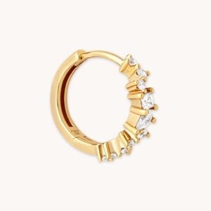 Astrid & Miyu CELESTIAL CRYSTAL 11.5MM HOOP IN GOLD